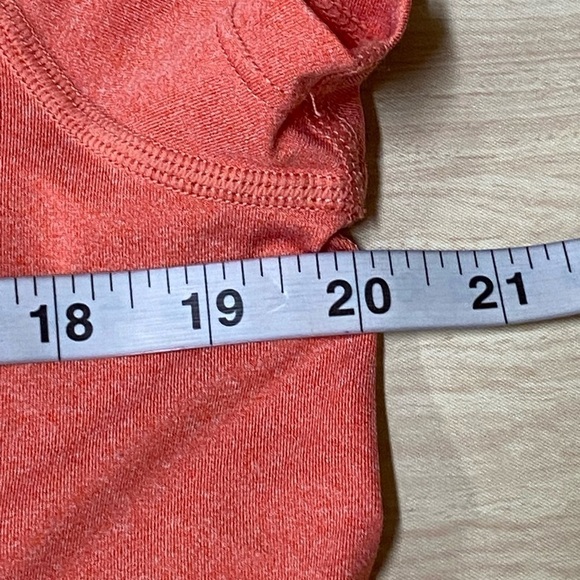 Aubrion Equestrian Performance Pink  V-Neck Tapered Short Sleeve Tee Shirt Sz M - Picture 4 of 5